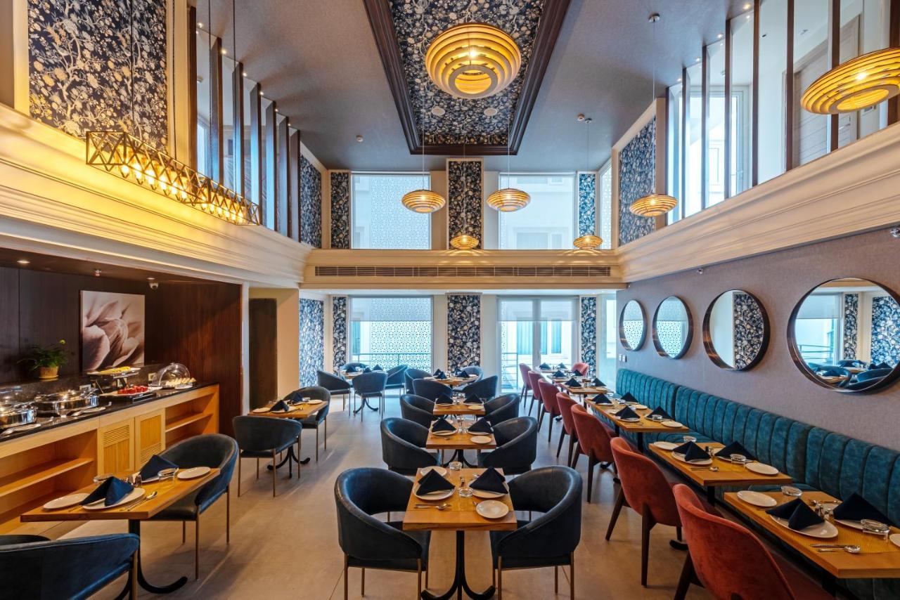 Hotel Saket 27 Нью-Дели Экстерьер фото