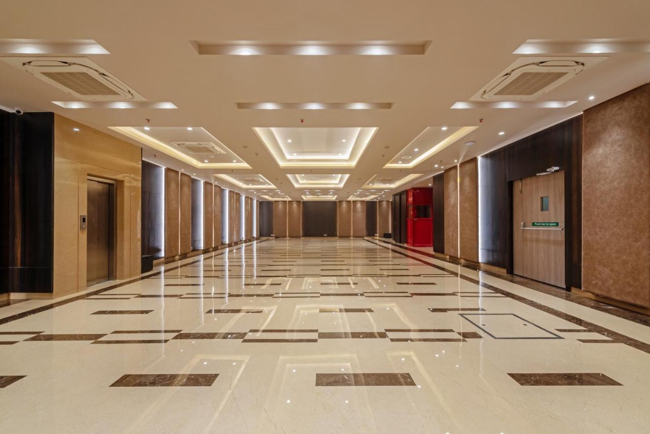 Hotel Saket 27 Нью-Дели Экстерьер фото
