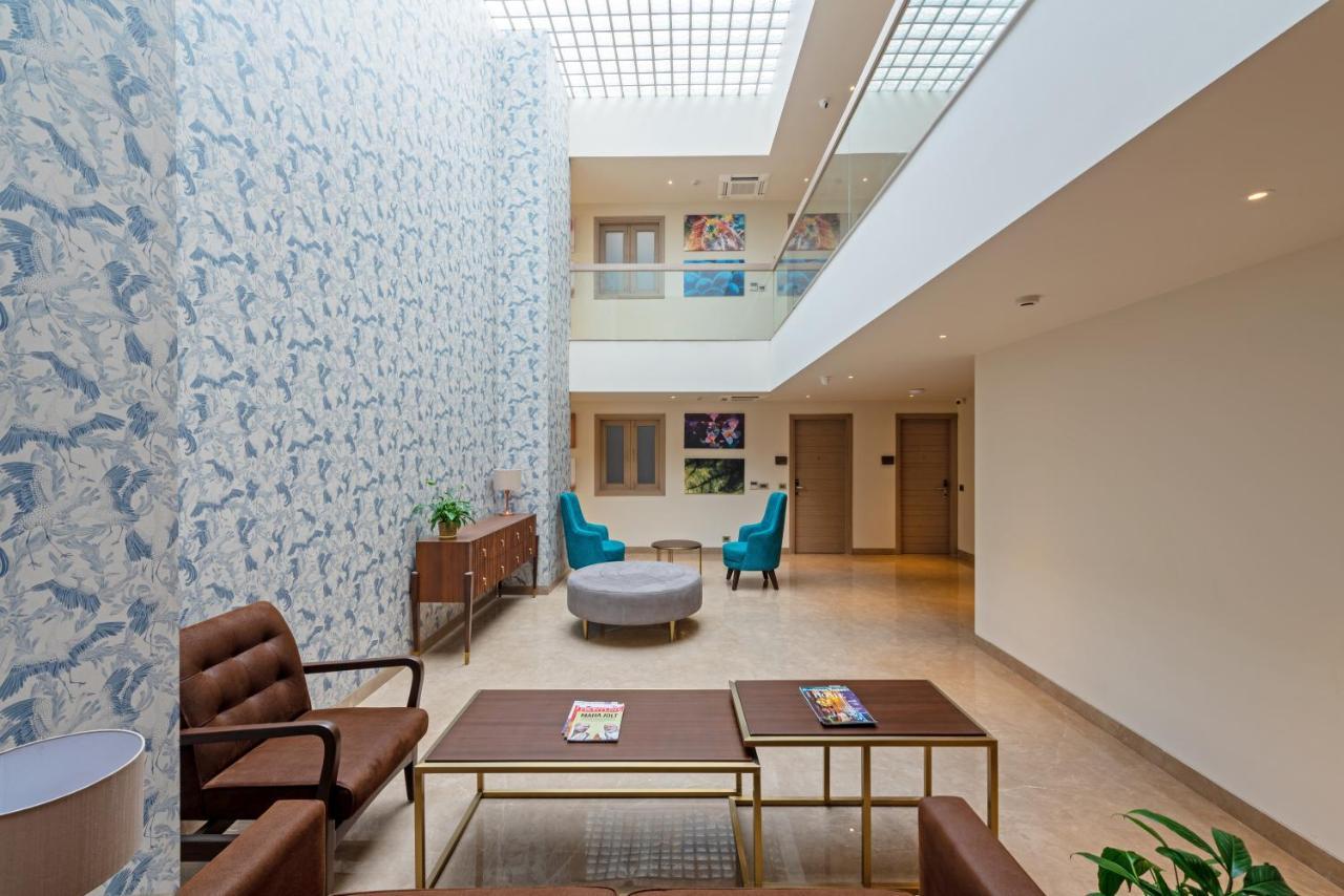 Hotel Saket 27 Нью-Дели Экстерьер фото