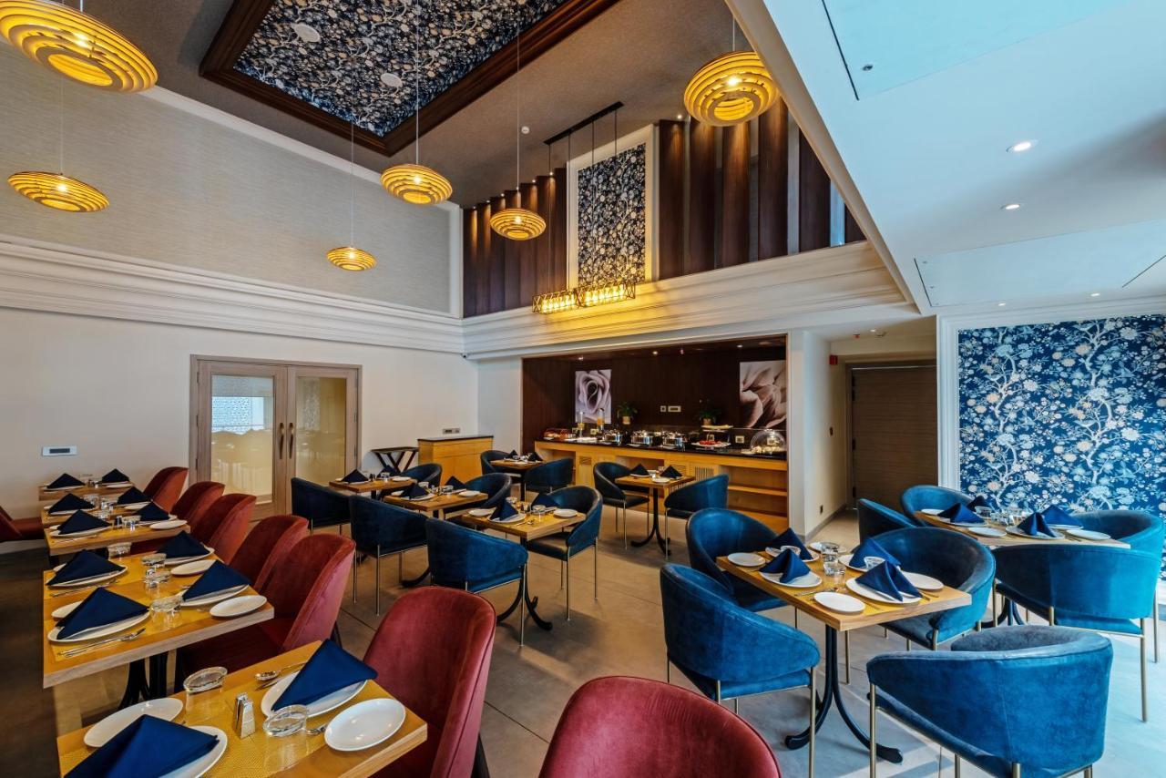 Hotel Saket 27 Нью-Дели Экстерьер фото
