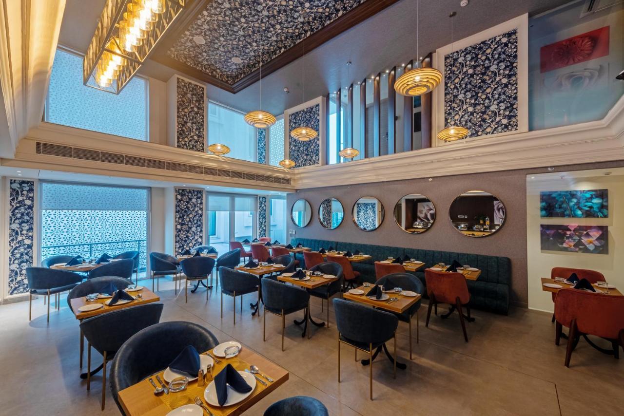 Hotel Saket 27 Нью-Дели Экстерьер фото